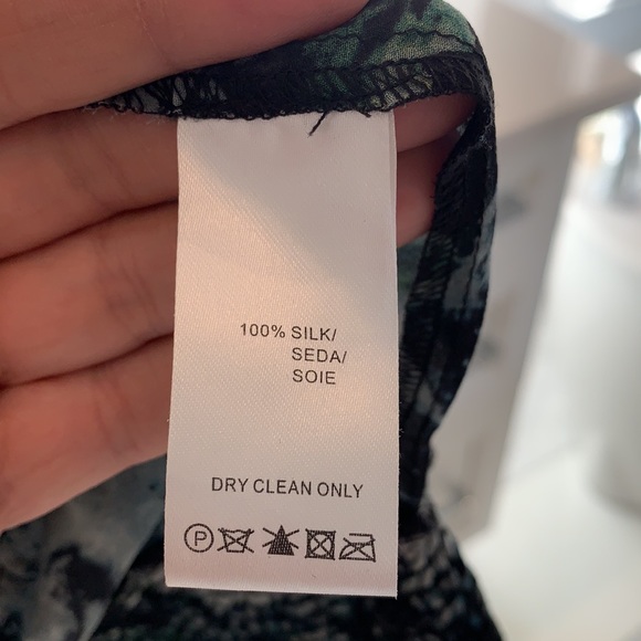 Kensie pretty blouse - Picture 7 of 8